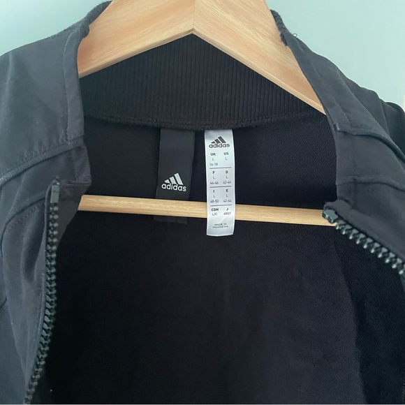 ADIDAS VRCT WOVEN JACKET LIKE NEW - Picture 9 of 13